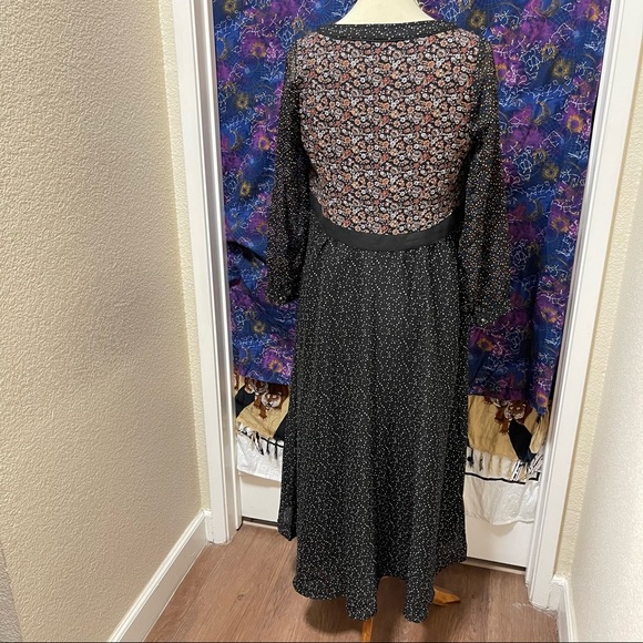 🌈 Lovely maxi flower dress - Picture 8 of 11